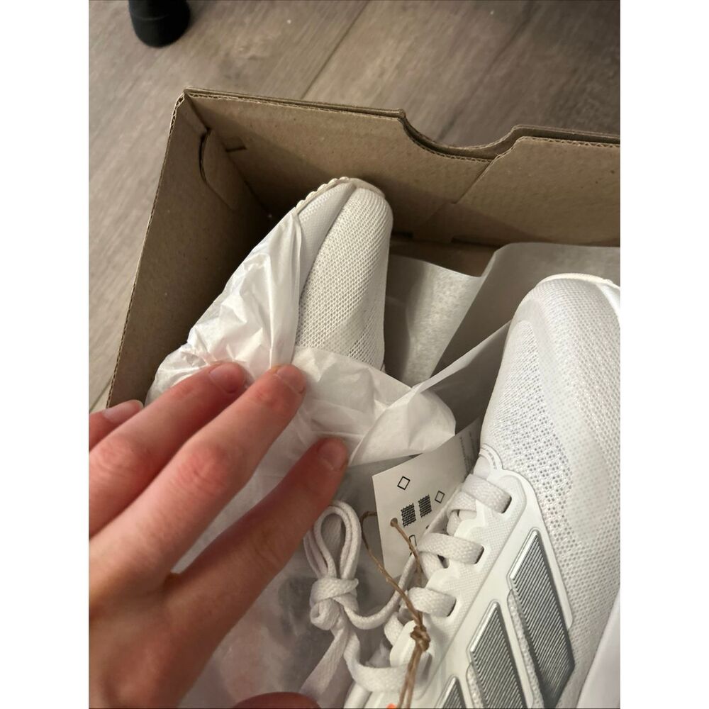 Adidas Woman's Athleisure adidas Runfalcon 5 Running Shoe size 6.5 comfy - Picture 6 of 7
